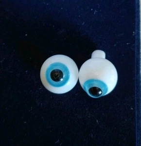 Hand Blown Glass Doll Eyes Pair 14 mm Light Blue - Picture 1 of 2