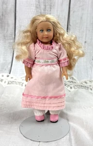 American Girl Caroline Mini 6 Zoll kleine Puppe GUC 0236 - Bild 1 von 5