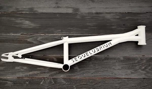 Jesse Puente Sequelubrium Flachland BMX Rahmen 1 von 1 - Bild 1 von 7