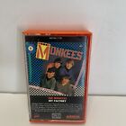 1985 THE MONKEES Hit Factory cassette double jeu cassette Arista ARP DK2-1109 comme neuf