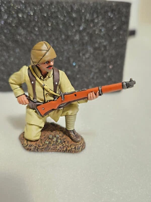 KING & COUNTRY: AL010 - RIFLE DE SOLDADO TURCO ARRODILLADO Y RECARGANDO - ¡NUEVO! Foto 1 de 4