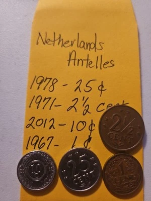 Netherlands Antilles  1978 25 Cents, 1971 2 1/2 Cent, 2012 10 Cent, 1967 1cent - Image 1 of 2