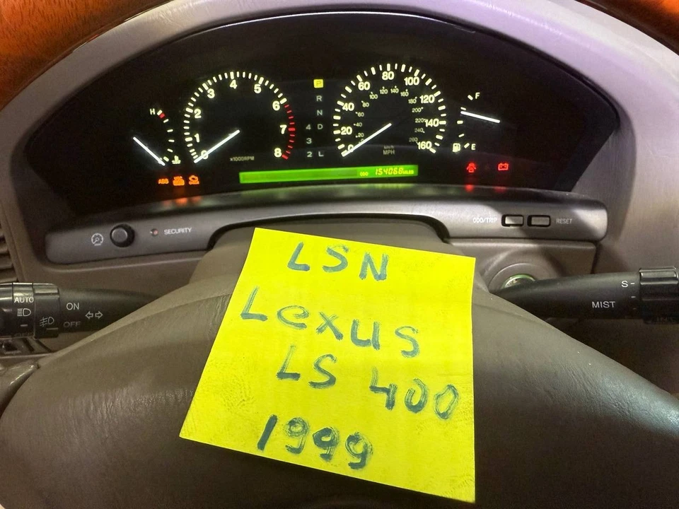 98-00 LEXUS UCF20L LS400 CUADRO DE INSTRUMENTOS MEDIDOR VELOCÍMETRO 83800-50011 OEM Foto 1 de 4