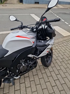 Aprilia 125 - Bild 1 von 4