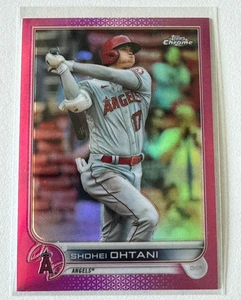 2022 Topps Chrome SHOHEI OHTANI Pink Refractor #1 Los Angeles Angels / Dodgers - Bild 1 von 2