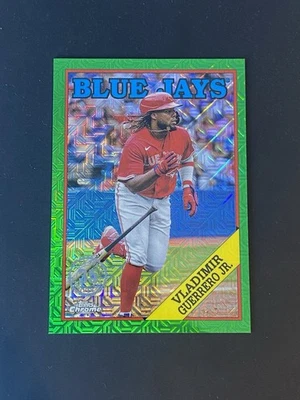 Vladimir Guerrero Jr 2023 Topps Chrome Green Silver Pack Mojo Refractor /99 - Image 1 of 3