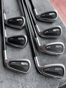 New Demo Tour Edge E725 5-AW 7 Iron Set New Midsize Grips +1/2” Stiff Shafts - Picture 1 of 7