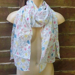 Vintage Long Retangle Off White Cream Scarf with Pretty Floral Leaf Design - Picture 1 of 3