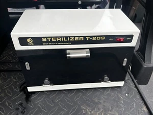 UV Sterilizer Cabinet - T-209 Beauty Skincare Massage Spa Cleaner Sterilizing - Picture 1 of 9