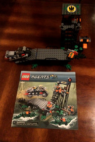 LEGO Agents: Swamp Raid (8632) W/INSTRUCTIONAL MANUAL (no figures) MISSION 2.0