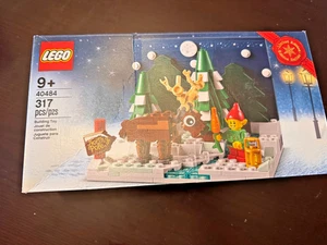 LEGO Seasonal: Santa's Front Yard (40484) - NIB, sealed, minor box damage - Picture 1 of 2