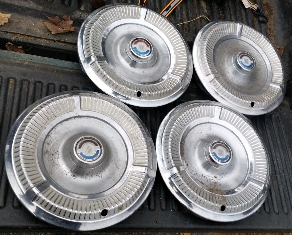 1964 Chrysler Dodge Plymouth 300 Trezentos Calota Tampa de Roda Conjunto de 4 - Imagem 1 de 4