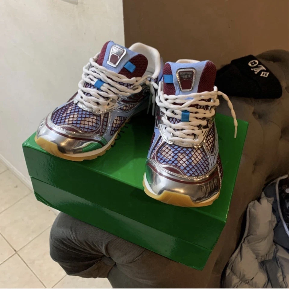 Bottega Veneta Orbit Eu 41/US 8 - Image 1 of 3