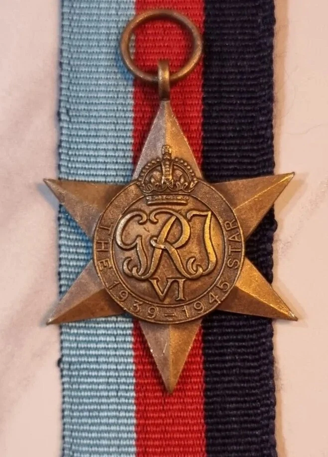 Genuine The 1939-45 Star WW2 Medal With Ribbon - Image 1 of 1