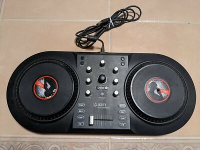Ion Discover DJ Computer DJ System Dual Turntable USB Controller Scratch MP3s  - Image 1 of 4