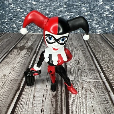 Juguete de colección Harley Quinn DC Comics Nº 97879 2 pulgadas Batman Villian  Foto 1 de 4