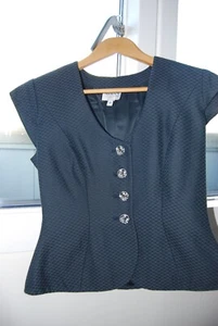 Summer top waist length with short capped sleeves from the Armani Collections - Picture 1 of 13