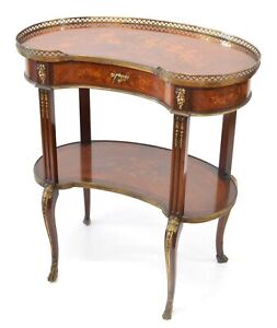 Antique Table / 19th-Century French Louis XV Style Kingwood Side Table