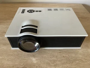 Time to enjoy LED home cinema projector HDMI 1080p FDH Decoding - Picture 1 of 7