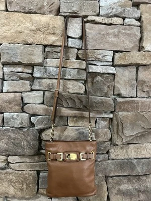 Michael Kors Jet Set Hamilton Camel Brown Pebbled Leather Shoulder Bag Crossbody - Image 1 of 4