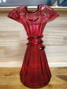 Fenton Cranberry Pink Glass "Wheat" Shape 7.5" Vase GUC - Picture 1 of 6