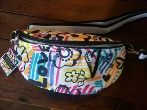 Brighton Umhängetasche Gürteltasche NEU Tom Clancy Design Schlinge Fanny Pack Graffiti Liebe - Bild 1 von 6