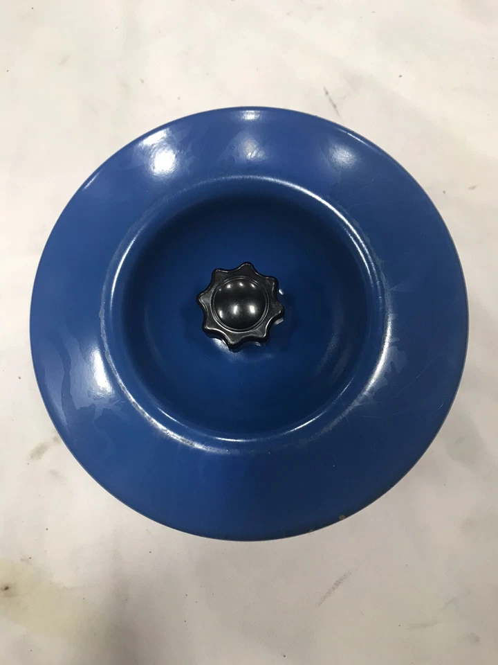 NEW FORD NEW HOLLAND TRACTOR AIR CLEANER FILTER COVER ASSY 231 2600 3000 4000 - Image 1 of 3