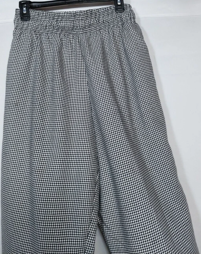 Uncommon Threads Women’s Black & White Houndstooth Cargo Chef Pants Size MED - Image 1 of 4