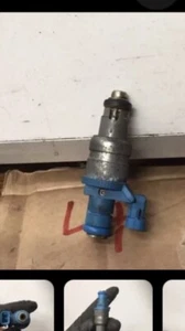 Saab 9-3 aero convertible 2.0 T (2005) Each Injectors 12790825 - Picture 1 of 8