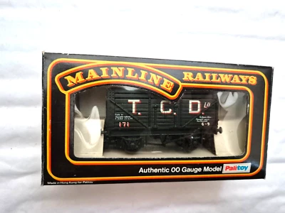 OO GAUGE MAINLINE RAILWAYS 37158 12T 9 PLANK TCD COKE WAGON - Image 1 of 4