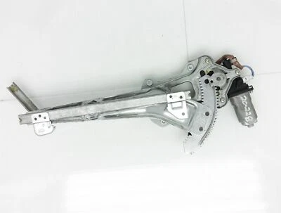 Двигатель регулятора стеклоподъемника задней левой водительской двери 2002-2007 Subaru Impreza - Изображение 1 из 4