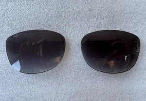 Coach HC8168 Ersatz-Sonnenbrillengläser; polarisierter grauer Farbverlauf; Gen 56 mm - Bild 1 von 4