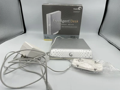 Seagate FreeAgent Desk 500 GB External Hard Drive - Silver (ST305004FDA2E1-RK) - Image 1 of 4