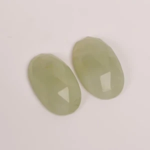 Par de piedras preciosas facetadas ovaladas verdes calcedonia 31,5 quilates Perú 25x15x5 mm translúcidas - Imagen 1 de 5