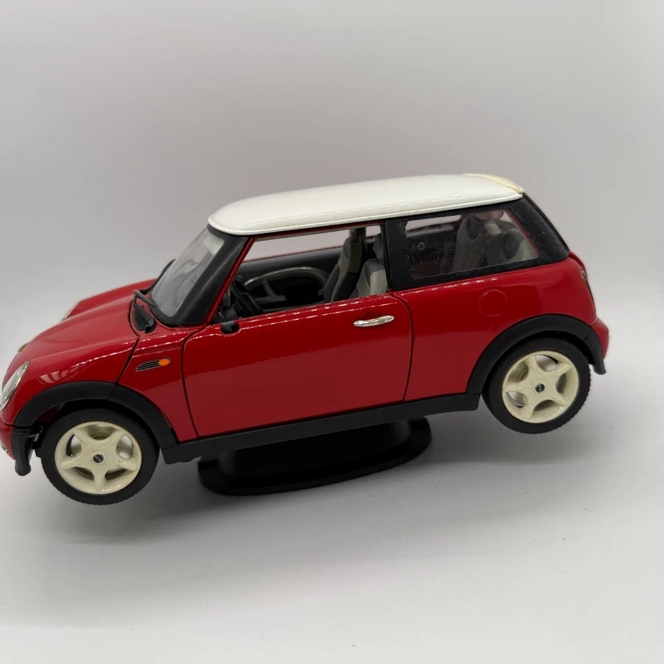 MINI COOPER BY BURAGO 2001 RED AND WHITE MADE IN ITALY 1/18 SCALE with Base - Image 1 of 4
