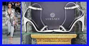 S/S 2018 Look #25 Versace City Stud Strap Sandals in White 39 - 9* - Picture 1 of 9