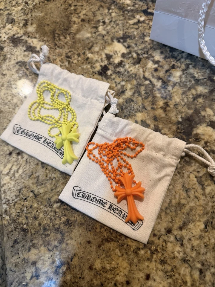 Collar Corazones Cromo Silicromo Foto 1 de 1