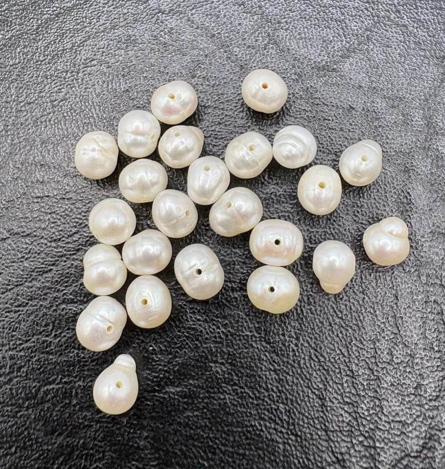 Echte Süßwasserperlen 24-Stück -gebohrt, perfekt für Schmuck, Ketten, Armbänder  - Bild 1 von 3