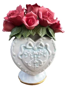 Lenox Hearts and Roses Porcelain Figurine 1990 Gold Trim - Picture 1 of 5
