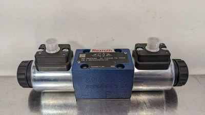 Rexroth R901235359 Directional Spool Valve 4WE 6 J62/EG24N9K72L R901207243 - Image 1 of 4