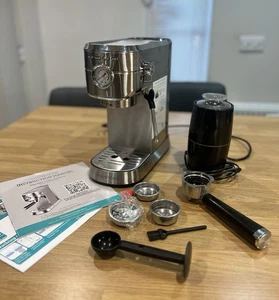 20 Bar Coffee Machine with Steam Milk Frother 1L Water Tank Espresso + Grinder - Picture 1 of 11