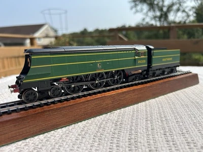 OO Hornby R2219 - SR 4-6-2 West Country Class - ‘Blackmore Veil’ - DCC - AS IS - Image 1 of 4