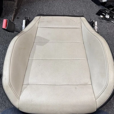 2015-2020 FORD MUSTANG Gt Front Seat Bottom Drivers Power Seat Motor Leather Tan - Image 1 of 4