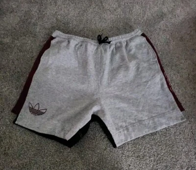 ADIDAS ВИНТАЖНЫЕ ШОРТЫ ФУТБОЛ РАБОТАЕТ Sz. XL ~ трилистник ~ 2 тонированные ~ 80-х 90-х ~ EUC - Изображение 1 из 4