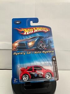 Hot Wheels 2005 Mystery Car Volkswagen New Beetle Cup #187 Real Riders  L61