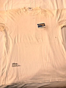ORIGINAL BLOCKBUSTER NEW YORK EMPLOYEE T-SHIRT - Picture 1 of 3