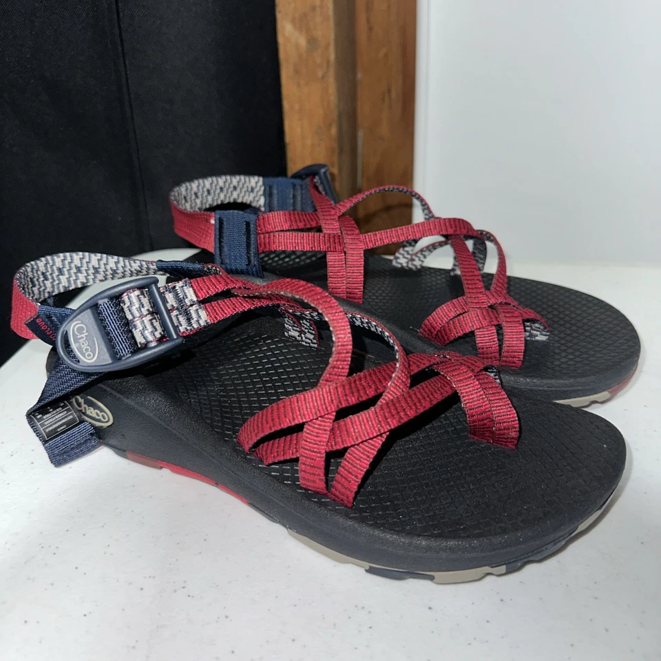 Sandalias Chaco Yampa Z/X2 para mujer talla • W7• rojas Foto 1 de 4