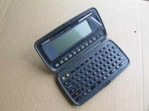 CASIO SF-8350R 64KB DIGITAL DIARY ORGANISER - GENUINELY UNTESTED SOLD AS IS - Zdjęcie 1 z 7