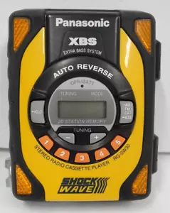 Panasonic Shock Wave Radio Cassette Stereo RQ-SW30 Giallo TESTATO - Foto 1 di 11