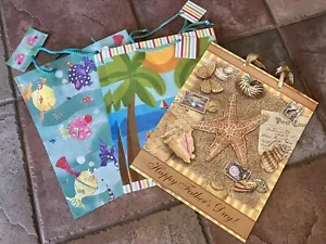Lot 4 Beach Tropical Design Paper Party Gift Bags - Picture 1 of 4